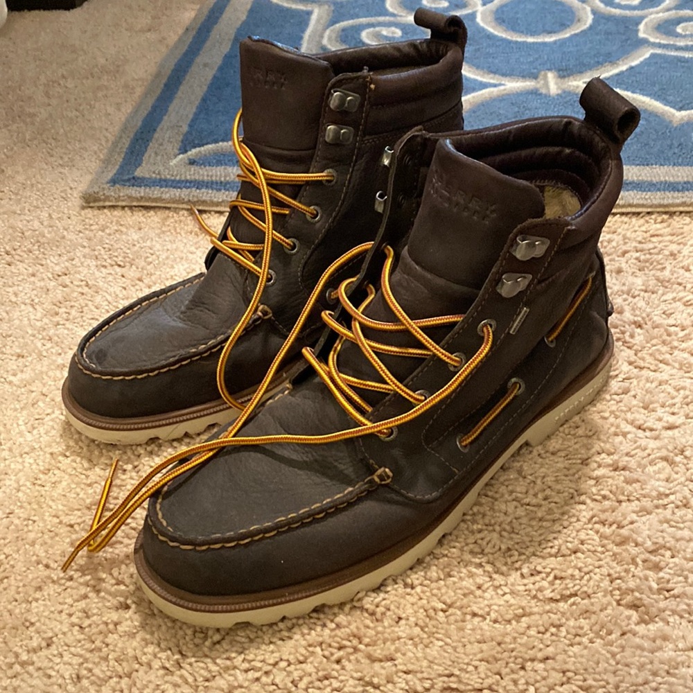 Mens Sperry Boots. Worn once!